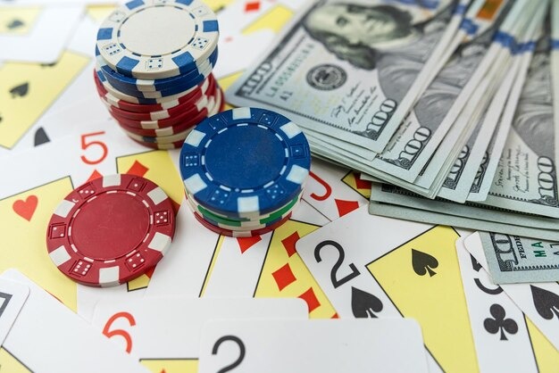 megasensa slot dashboard with live table and sports markets